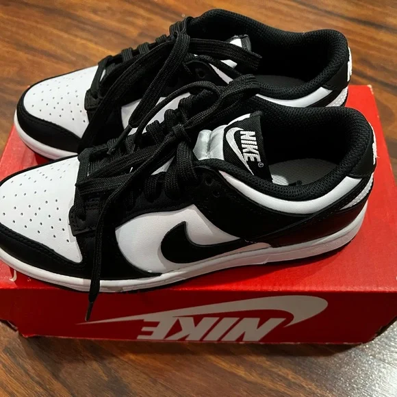 Nike Dunk Low Retro WOMEN'S 5 White Black Panda Sneakers Shoes